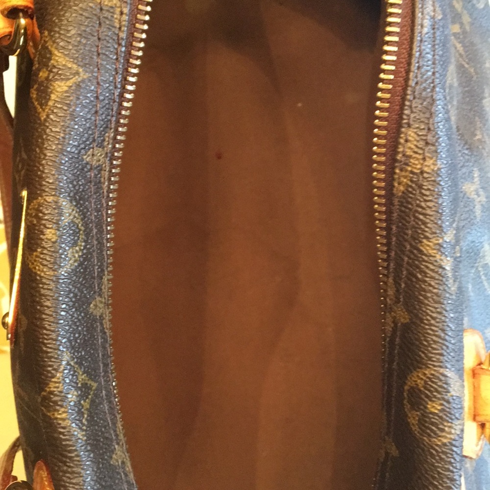 Louis Vuitton handbag - Picture 6 of 8